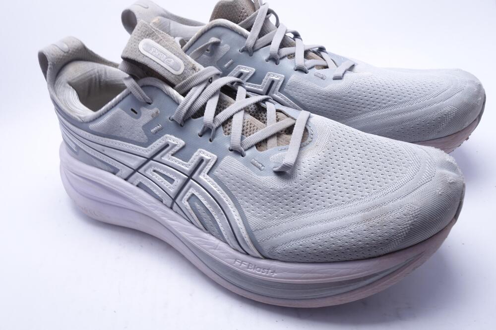 ASICS GEL-Nimbus 28 Shoes Mens Size 10 Gray Road Running Sneakers 1011C222